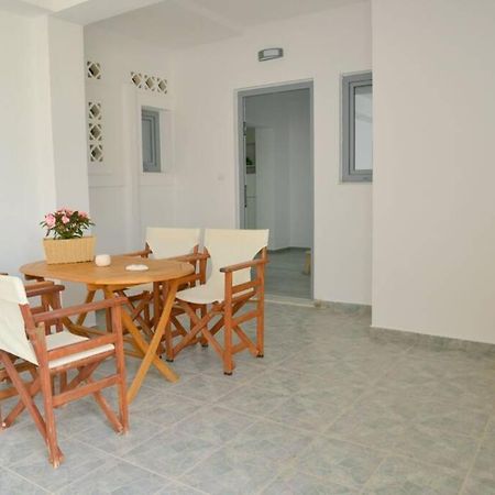 Alisahni Apartment Adámasz Kültér fotó