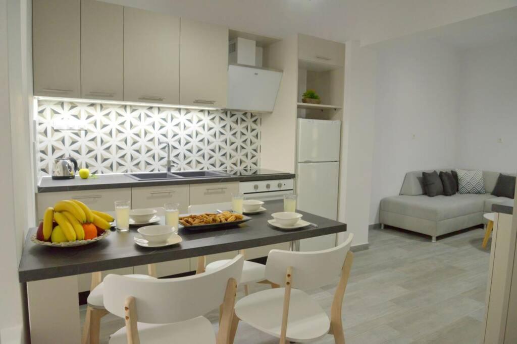 Alisahni Apartment Adámasz Kültér fotó