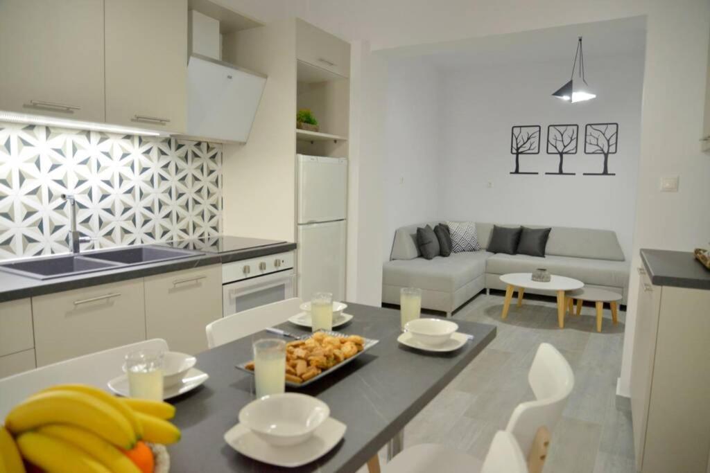 Alisahni Apartment Adámasz Kültér fotó